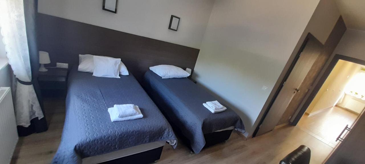 Hotel Bartnik Pszczółki Екстериор снимка
